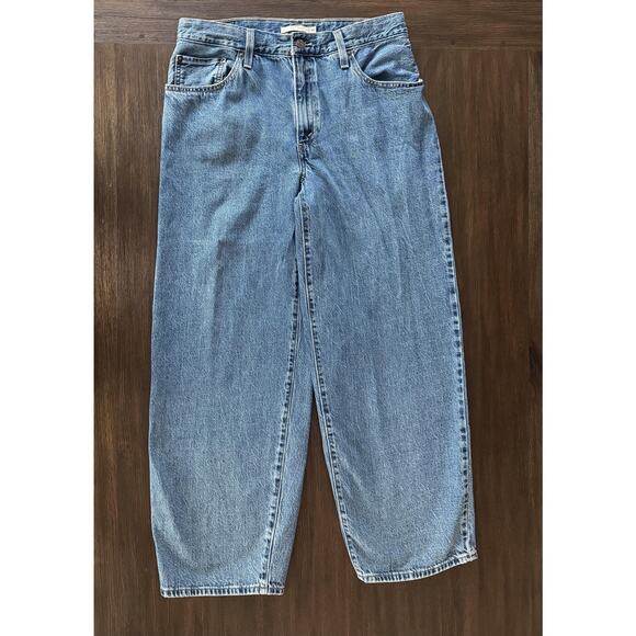 Levis Jeans Baggy Dad Premium High Rise Relaxed Fit Medium Wash 30 - Picture 1 of 12